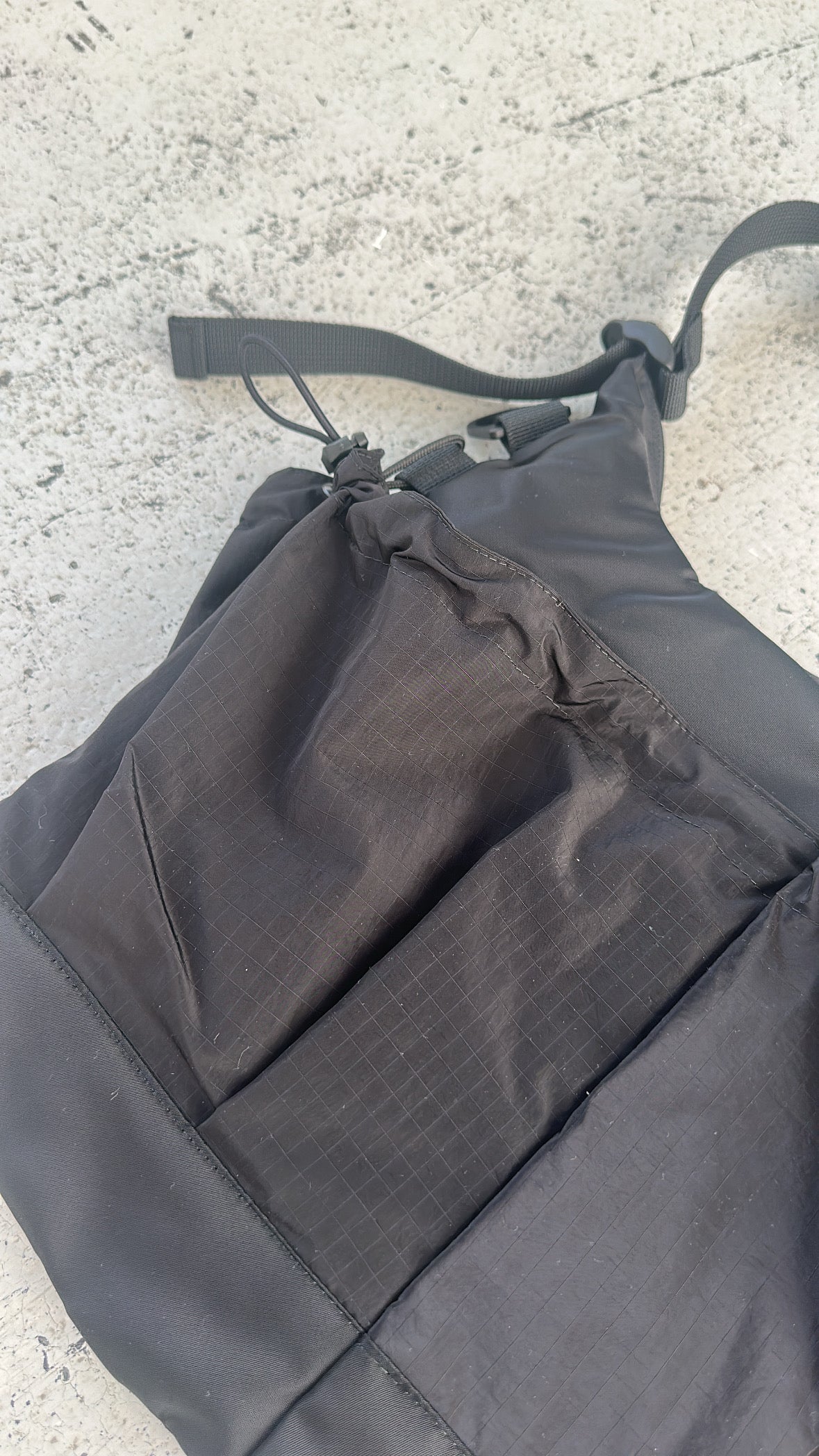 Poly Bag - Black/Black