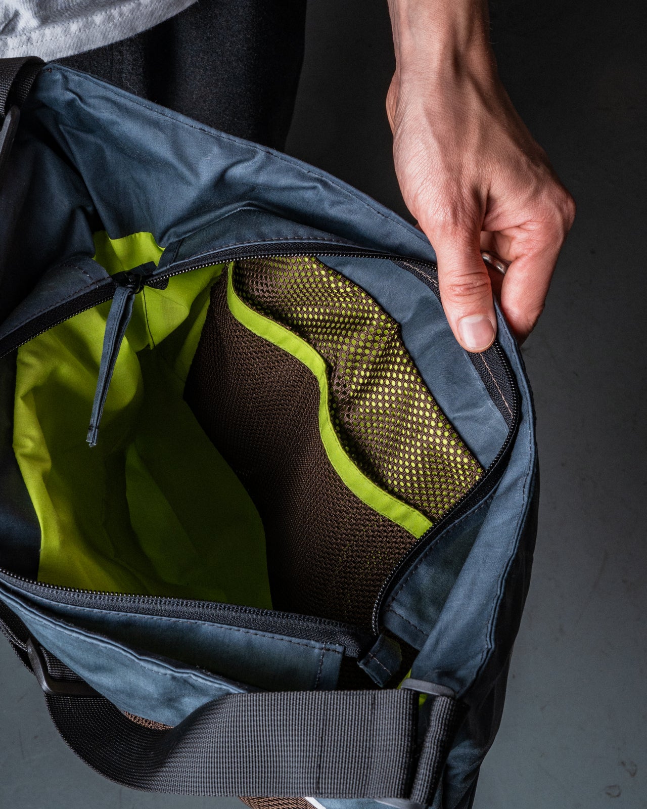 Axis Bag - Teal/ Earth